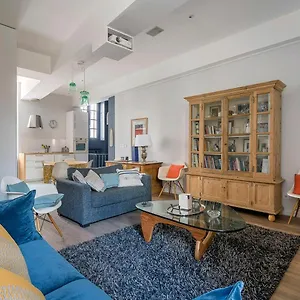 https://le-saint-hlne.hotels-rhonealpes.com